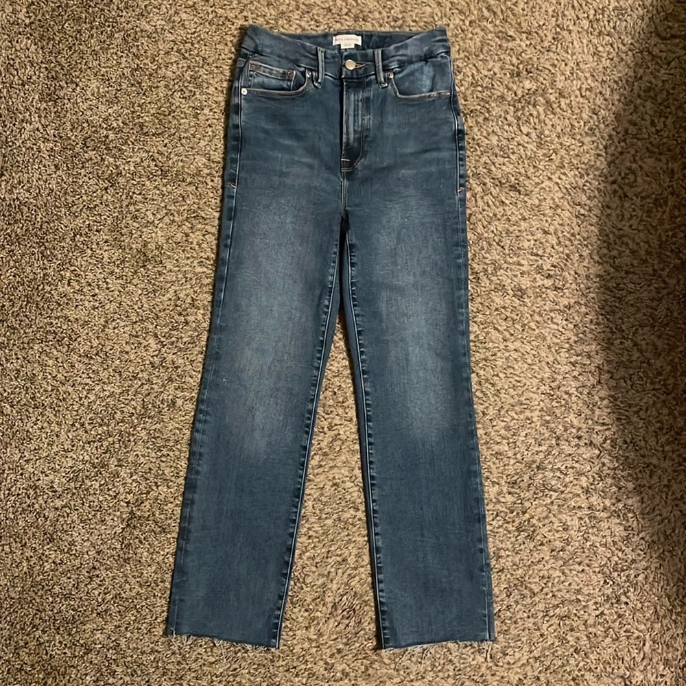 Good American Straight Leg Jeans in Medium Blue Wash